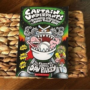 Captain Underpants: and the Tyrannical Retaliation of the Turbo Toilet 2000